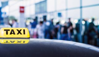 Taxi sân bay Nội Bài giá rẻ đi riêng chỉ từ 180k Taxi sân bay Nội Bài giá rẻ đi riêng chỉ từ 180k